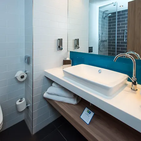 Hotel Express Bristol By Ihg 3*